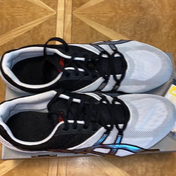 ASICS Hyper LD 4 Track & Field Spike shoes size 12.5 NWB - Picture 3 of 10